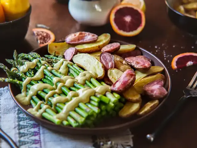 Cashews, the Wonder Ingredient- How to Create Creamy Plant-Based Dishes with Cashews Cashews, the Wonder Ingredient- How to Create Creamy Plant-Based Dishes with Cashews